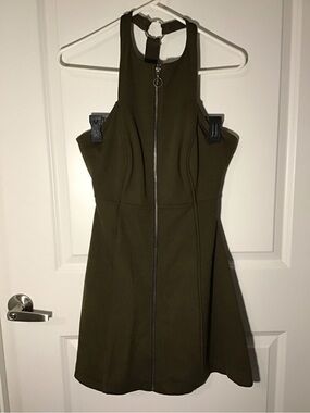 Sleeveless Olive Green Backless Zip-Front A-Line Dress Size S
